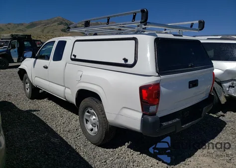 2022 Toyota Tacoma Access Cab z USA, uszkodzony, nr VIN 3TYRX5GN8NT048355